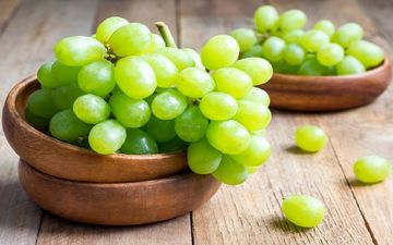 انگور بر علیه سرطان کولون