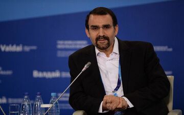 سنایی: ایران یک ایدئولوژی است که در قلب بسیاری از مردم جهان حضور دارد