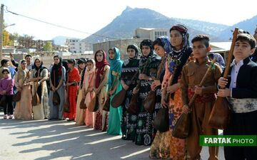 اختصاصی/ تصاویری دیدنی از مراسم آیینی جشن خاونکار در توتشامی شهرستان دالاهو
