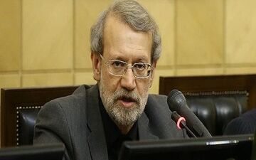 لاریجانی: استقلال اقتصادی نیازمند یک دوره مقاومت است
