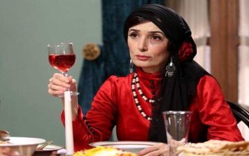 چهره دیدنی آتنه فقیه نصیری ۳۲ سال پیش در سریال «خانه سبز»