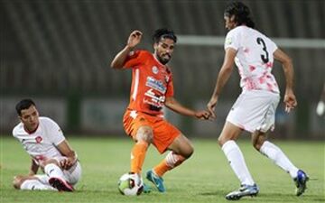سعی می‌کنیم مقابل پرسپولیس و استقلال با انگیزه کار کنیم!