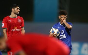 ستاره استقلال به شباب الاهلی پیوست