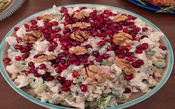 طرز تهیه سالاد گل کلم | خیلی خوشمزه س!