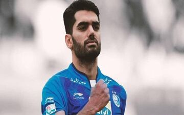 پرسش هواداران استقلال در مورد علی کریمی