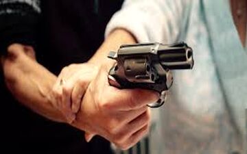 جزئیات تیراندازی دستفروش‌ها مقابل تئاترشهر