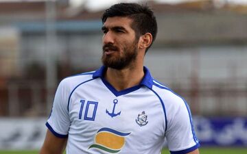 بررسی عملکرد مغانلو در اولین بازی لیگ برتر برای پرسپولیس