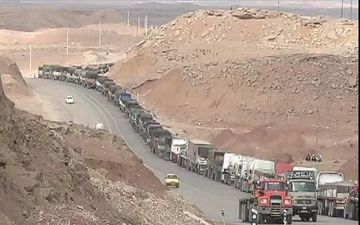 تردد بیش از نیم میلیون کامیون حامل کالاهای صادراتی در مرزهای پنج گانه استان کرمانشاه 