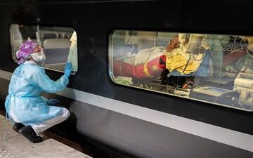 شمار قربانیان کرونا در فرانسه  از 15 هزار نفر فراتر رفت