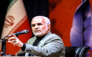  حسن عباسی آزاد شد