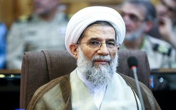 نیازمندان از امکانات اولیه زندگی محروم هستند