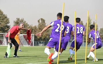  پرسپولیس با این عظمت در سطح روستا بازی می‌کند/ نباید توقع زیادی از تیم ملی داشته باشیم