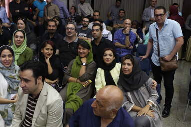 r (22)