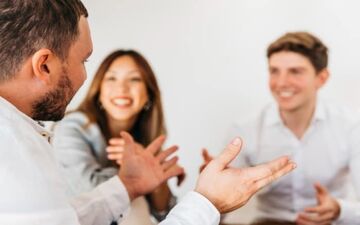 7 چیز جالبی که صدایتان درباره شما فاش می کند
