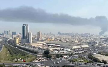 بحرین زیر آتش؛ وقوع انفجارهای مهیب موشکی و پهپادی