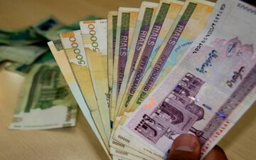 یارانه سرپرستان خانوار اقشار آسیب‌پذیر واریز شد