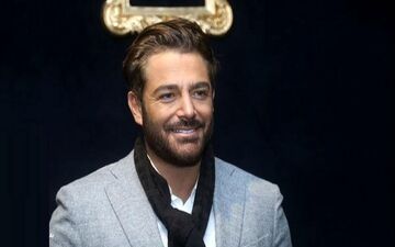محمدرضا گلزار با همسرش در یک مکان عمومی| عکسی از حضور محمدرضا گلزار و همسرش در یک رستوران