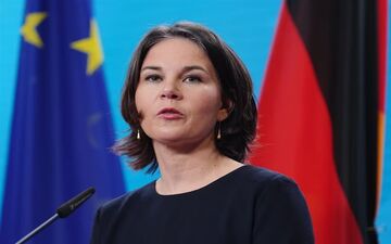 انتقاد آلمان از مجارستان به سبب خروج از دیوان لاهه