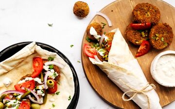 طرز تهیه فلافل لبنانی؛ ترد و خوشمزه مثل دست‌فروش‌های جنوب
