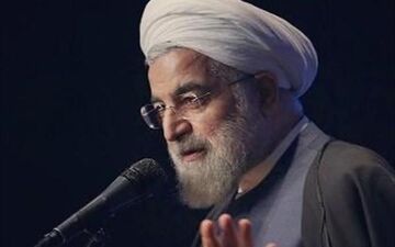 اعتراض‌های شدید به روحانی هنگام سخنرانی/ تهدید مجری برنامه