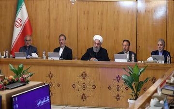 روحانی: دشمنان راهی جز تسلیم در برابر اراده ملت ایران ندارند
