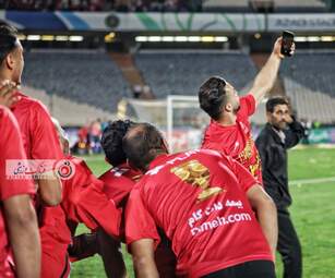 جشن اهدای جام قهرمانی سوپر جام به پرسپولیس
