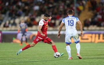 
برد یک نیمه ای پرسپولیس مقابل صنعت نفت با یک مصدوم 