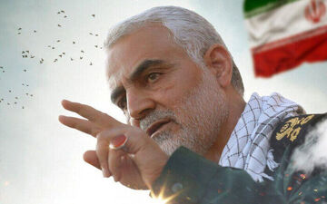 سردار سلیمانی؛ سربازی که از هیچ، همه چیز ساخت

