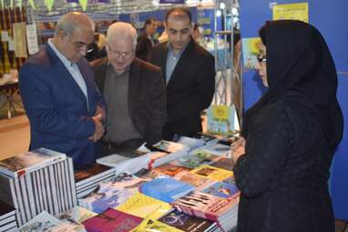 بازدید الهی‌تبار معاون سیاسی و امنیتی در چهاردهمین نمایشگاه کتاب به روایت تصویر