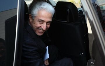 وزیر علوم وارد شیراز شد