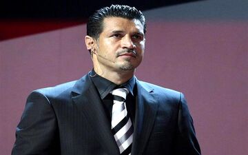چرا علی دایی به مراسم THE BEST دعوت نشد؟!