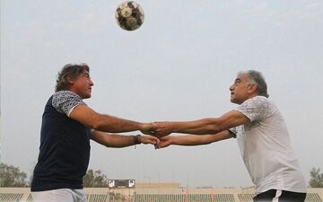 ساپینتو اختیار از دست داد/ حرکت عجیب سرمربی استقلال بعد از تساوی + عکس