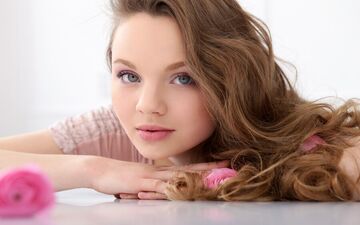 میخوای بدون آرایش زیبا باشی؟ بیا ترفندها رو بهت بگم!