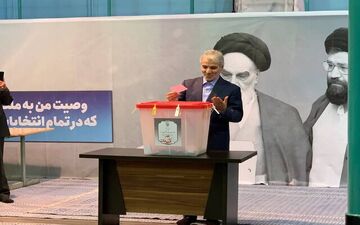 نوبخت در انتخابات شرکت کرد

