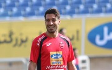 این ستاره تا پایان لیگ نوزدهم بازیکن پرسپولیس است