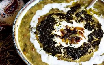 اگه دنبال یه آش خوشمزه ای بیا اینجا!