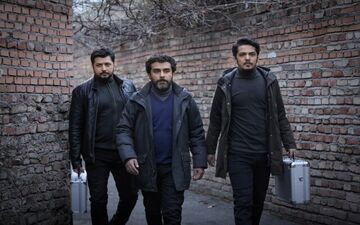 چرایی نیمه تمام ماندن سریال گاندو؟!
