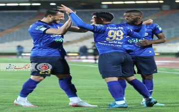 علیرضا منصوریان: استقلال شانس اول قهرمانی است