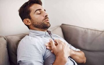 خس خس سینه چه عللی دارد؟