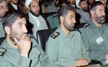  عکس‌العمل متفاوت سردار قاسم سلیمانی به جوان معترض در تنها ماموریت داخلی سپاه قدس