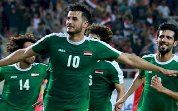 احتمال لغو حضور ایمن حسین در پرسپولیس ؛ حضور مهاجم عراقی کنسل می شود؟