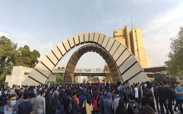 
شرط دانشگاه امیرکبیر برای اسکان دانشجویان در خوابگاه‌ها