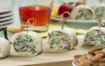 طرز تهیه رولت اسفناج؛ پیش‌غذای رستورانی خوشمزه با طعمی خاص