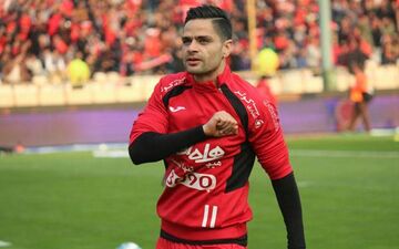 قطعا پوشیدن پیراهن پرسپولیس برای من افتخار است