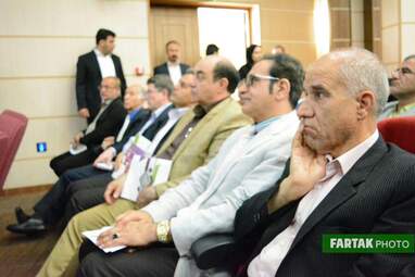 همایش سرایه گذاری مدیریت شهری کرمانشاه در هتل پارسیان 