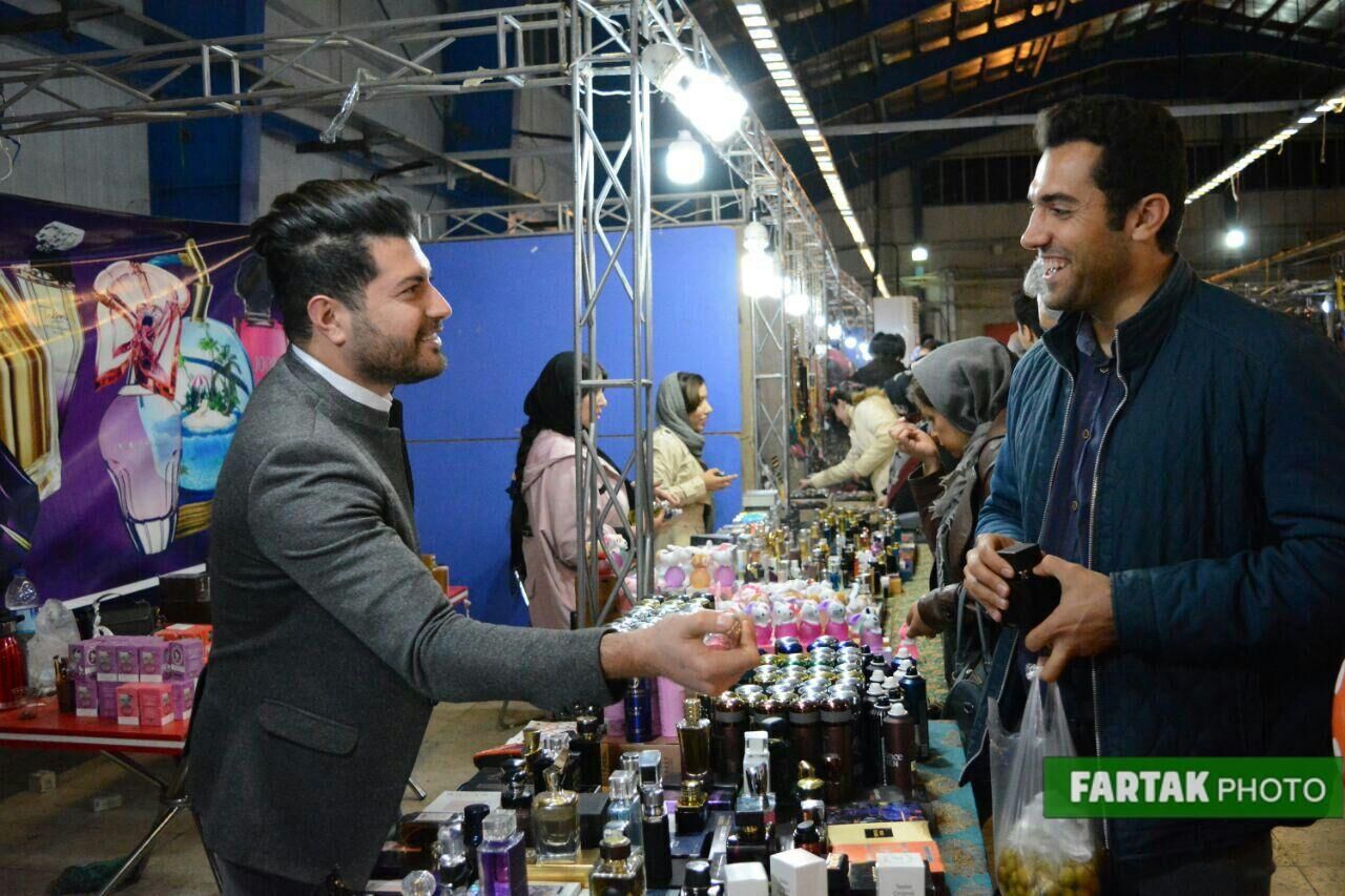گزارش تصویری / جشنواره اقوام، نمایشگاه سوغات و صنایع دستی در کرمانشاه