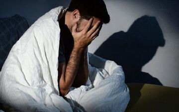 خواب منقطع نشانه این بیماری است