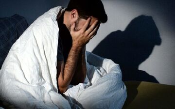 خواب منقطع نشانه این بیماری است
