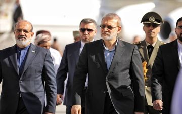  چرا دیدار علی لاریجانی با سلطان عمان ۳ ساعت طول کشید؟ / آیا لاریجانی حامل پاسخ ایران بود؟ 