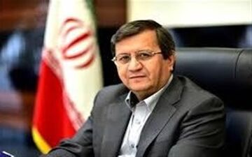 همتی: به سلامت از این دوره سخت نیز عبور می کنیم